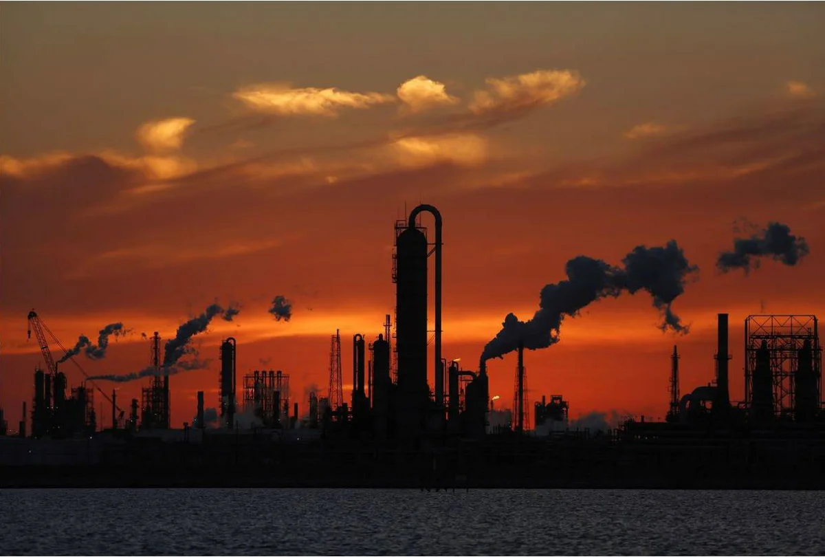 Trump’s Oil Tariffs a Boost for European and Asian Refiners – Energy News, Top Headlines, Commentaries, Features & Events