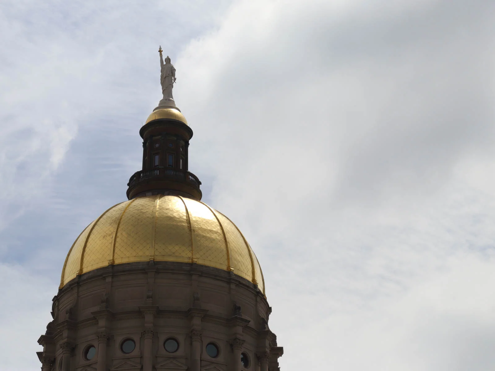 Georgia lawmakers weigh how to regulate AI for state agencies. What about local governments?