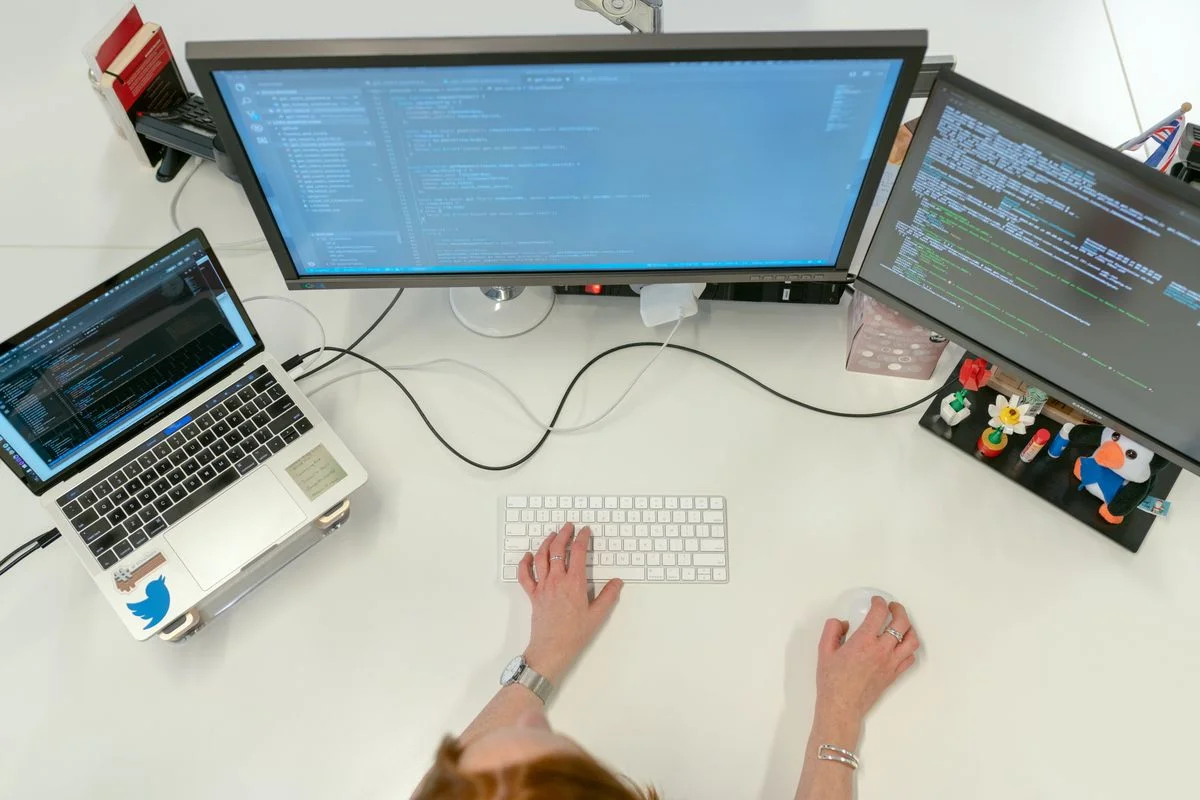 Reinforcement Learning Explained: How AI Learns Through Trial and Error